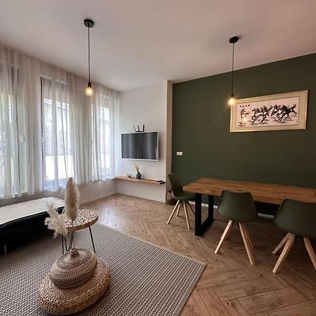 Apartma Winter Garden كْرانْيِسكا غورا المظهر الخارجي الصورة