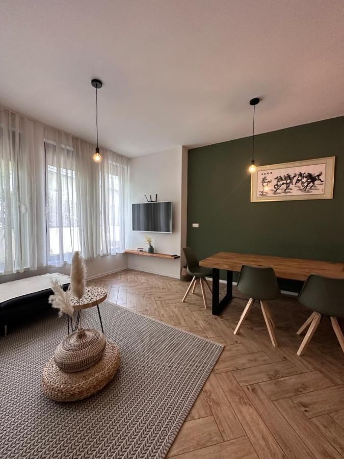 Apartma Winter Garden كْرانْيِسكا غورا المظهر الخارجي الصورة